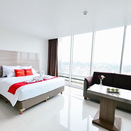Win Grand Hotel Bekasi Exteriér fotografie